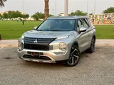 ميتسوبيشي أوتلاندر الخط الفاخر
